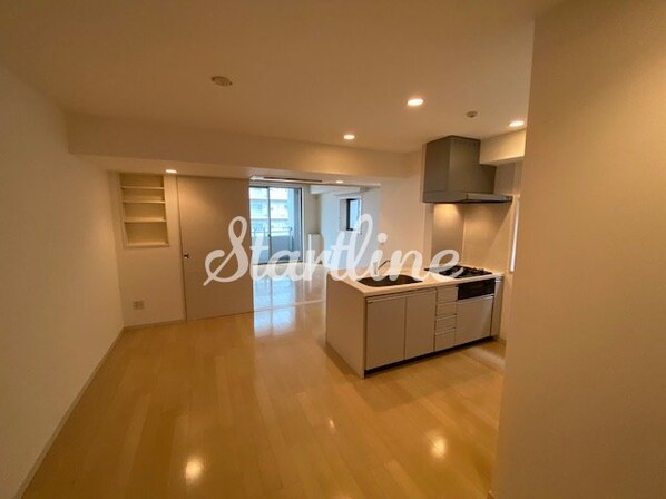 カスタリア新富町IVの物件内観写真